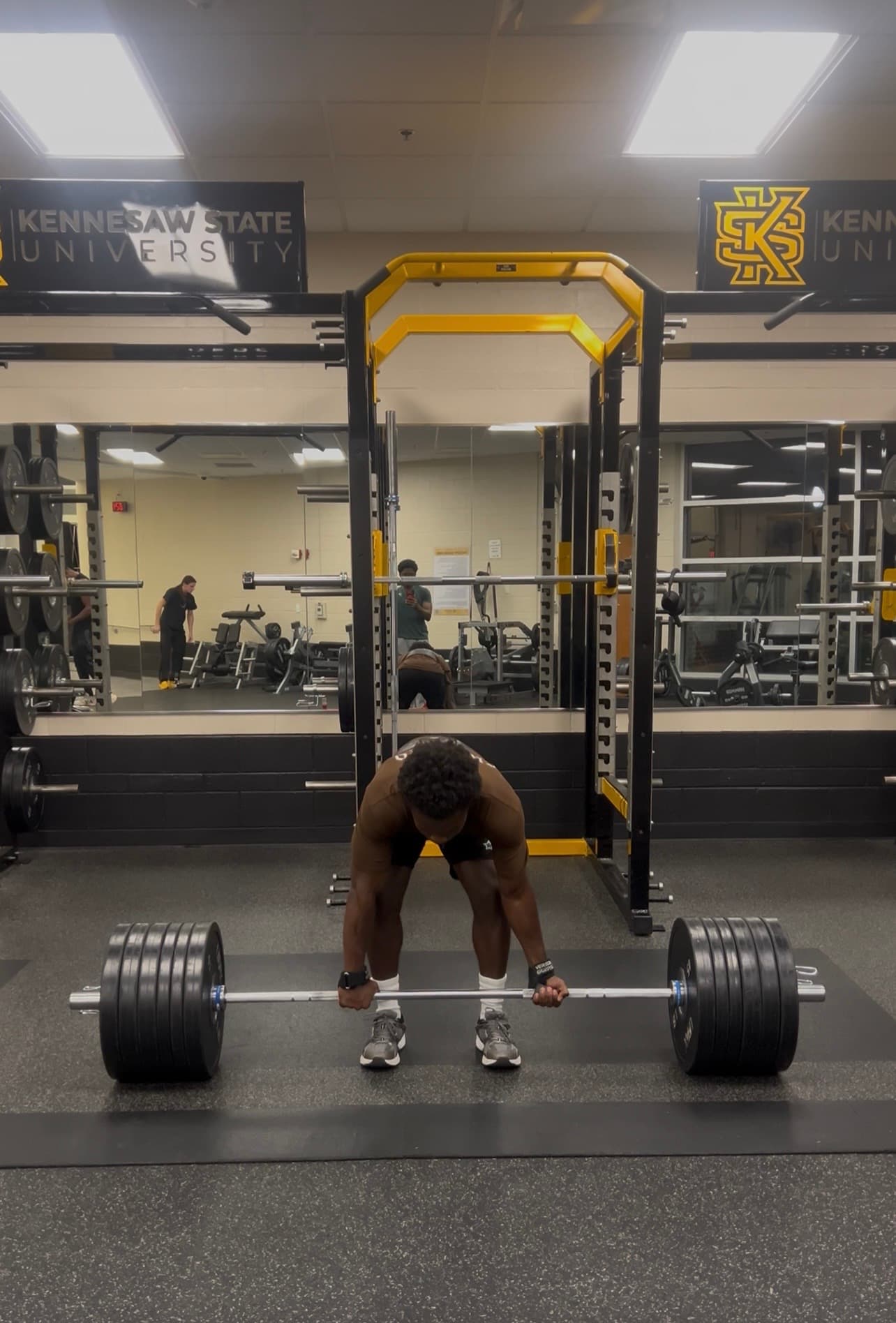 Deadlift session in the Kennesaw State University gym